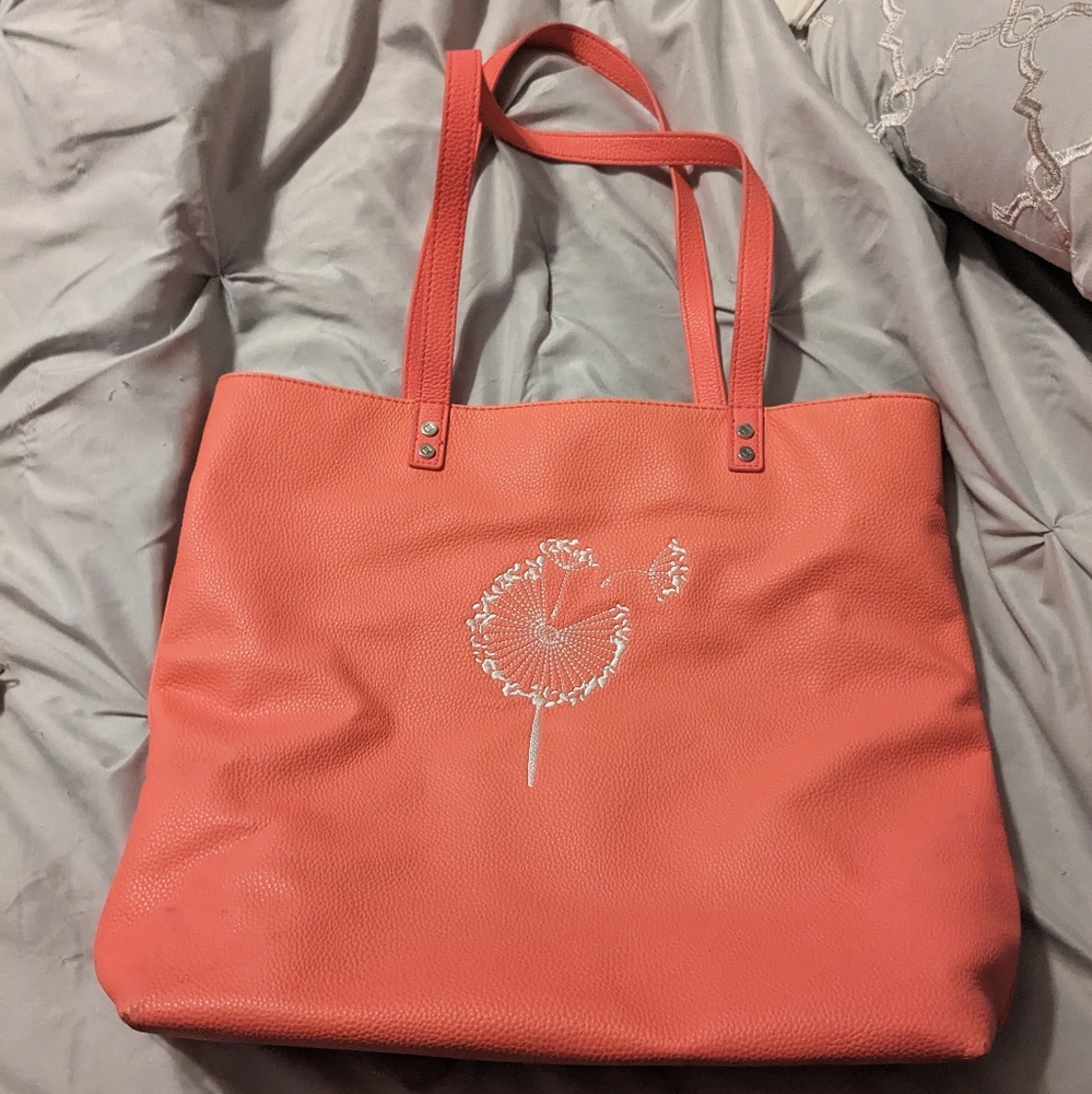 Thirty one tote bag with matching wallets